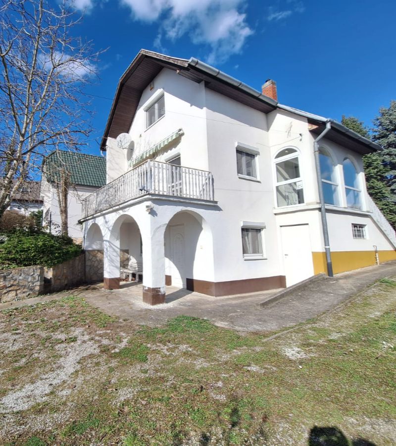 Eladó családi ház Nemesbükön - Einfamilienhaus in Nemesbük zu verkaufen